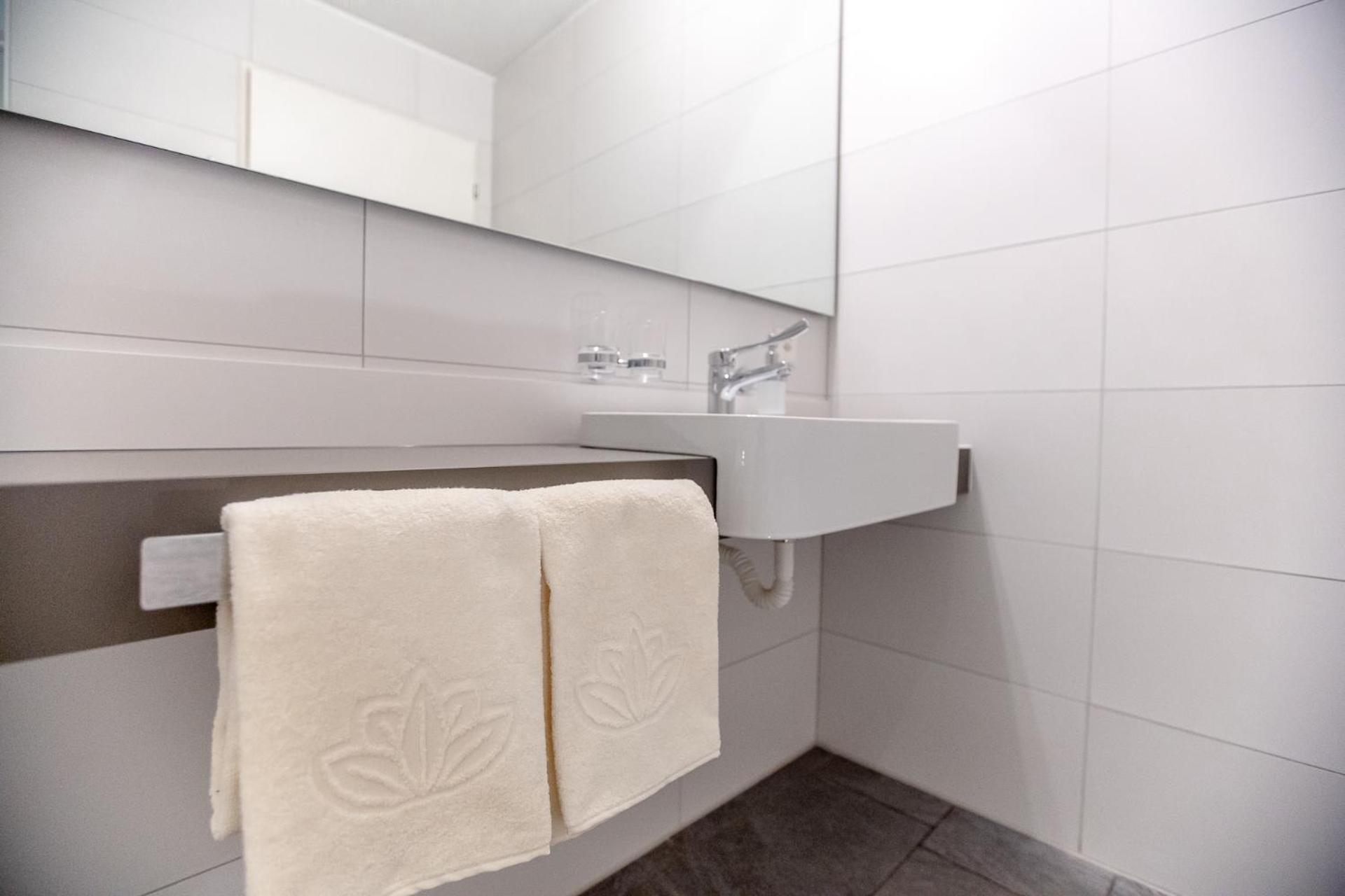 Miralago Locarno Easy Rooms Muralto Bilik gambar