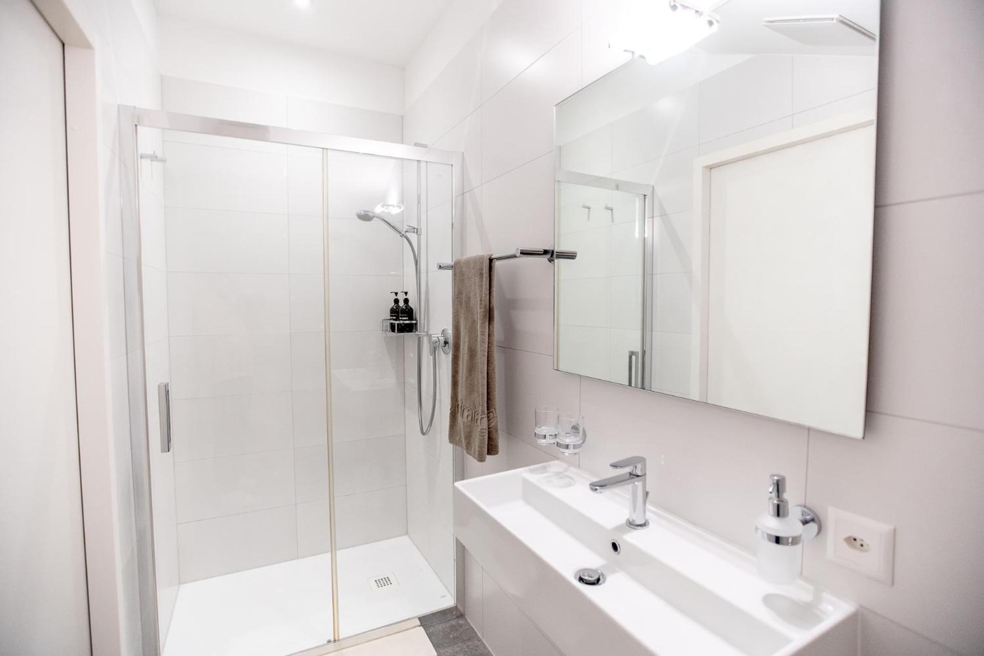 Miralago Locarno Easy Rooms Muralto Bilik gambar